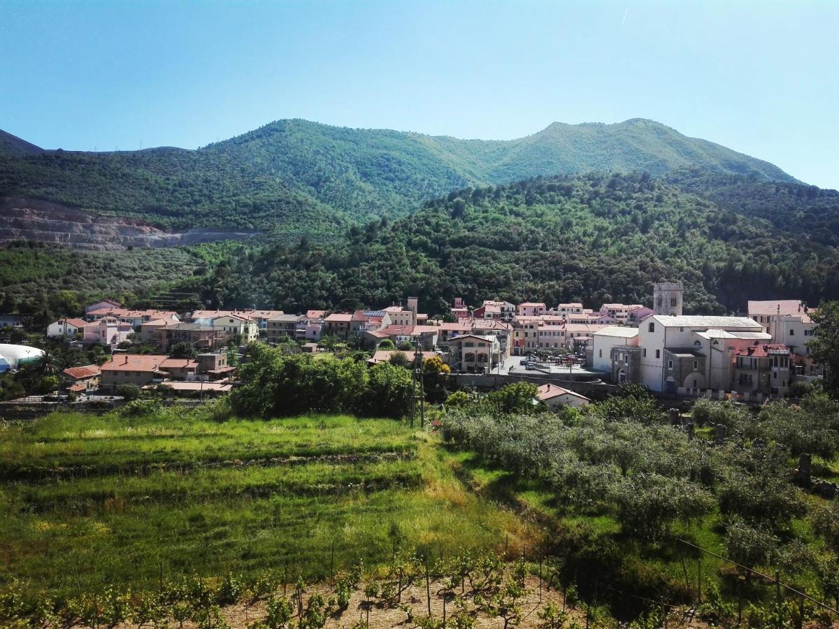 Appartamento San Martino Toirano Buitenkant foto